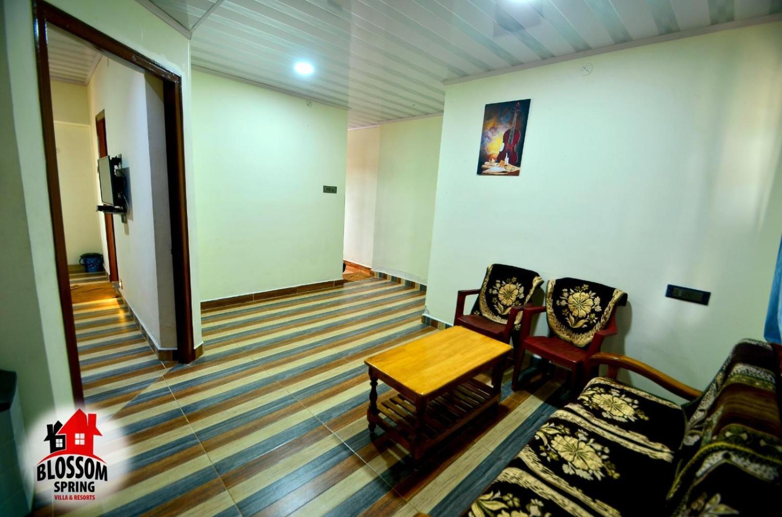 Blossom Spring Udagamandalam Exterior photo